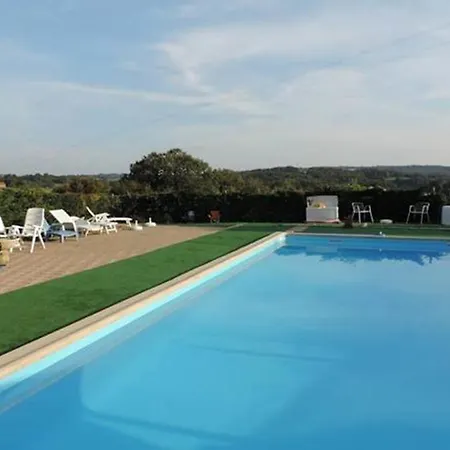 Holiday Domaine De Vaulatour Payzac (Dordogne)