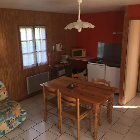 Holiday Domaine De Vaulatour * Payzac (Dordogne)